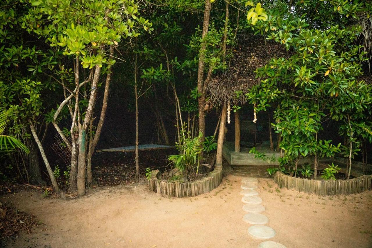 Mermaid Cabana And Tree Houses 탕갈레 외부 사진